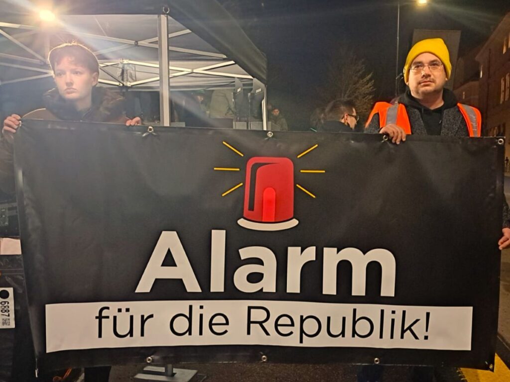 Alarm für die Republik